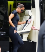 Access_Kardashian_4.jpg
