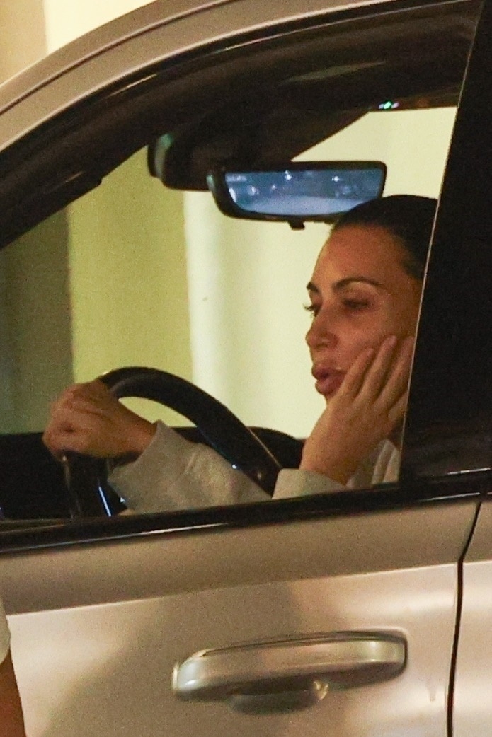 Access_Kardashian_3.jpg