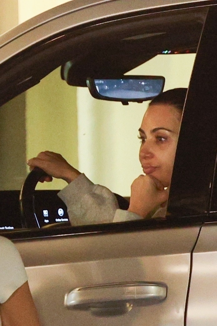 Access_Kardashian_4.jpg