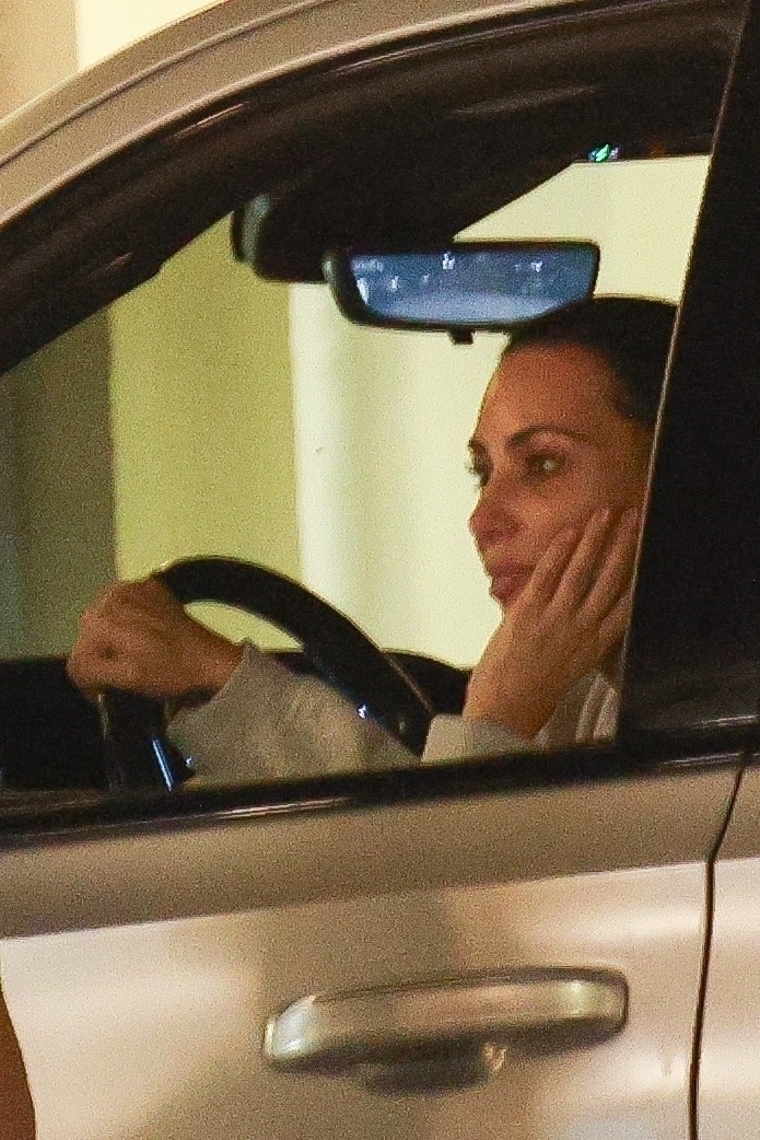 Access_Kardashian_5.jpg