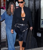 Access_Kardashian_12.jpg