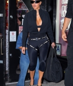 Access_Kardashian_15.jpg