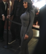 Access_Kardashian_100~0.jpg