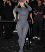 Access_Kardashian_140.jpg