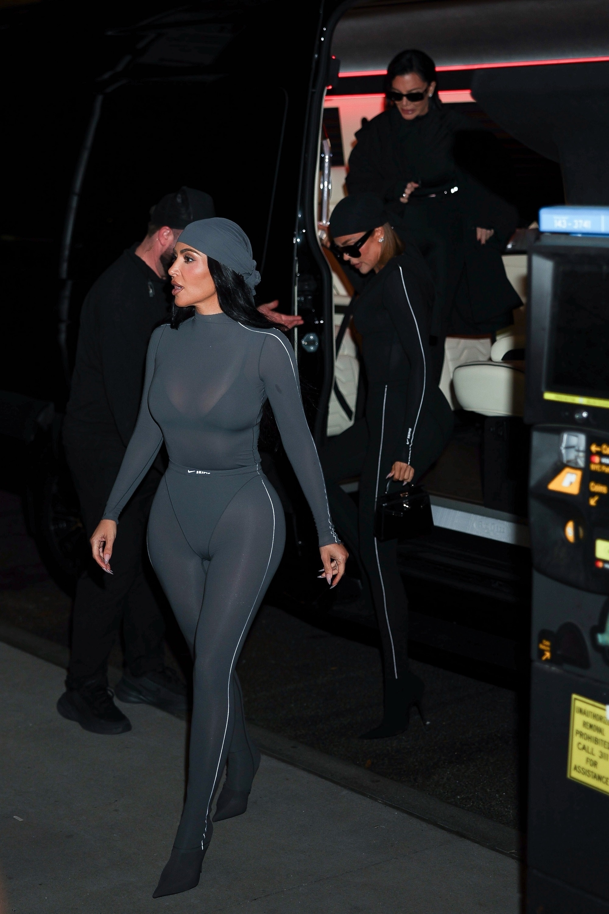 Access_Kardashian_24.jpg