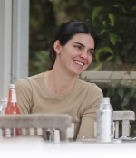 Access_Kardashian_12.jpg