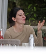 Access_Kardashian_6.jpg