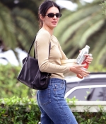 Access_Kardashian_7.jpg