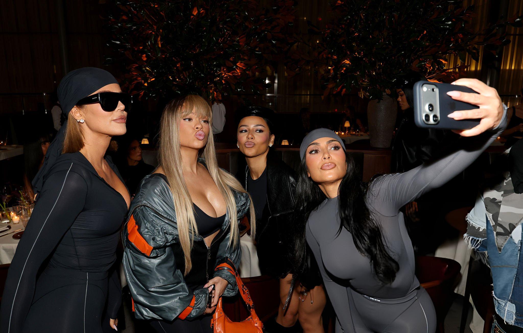 Access_Kardashian_55~0.jpg