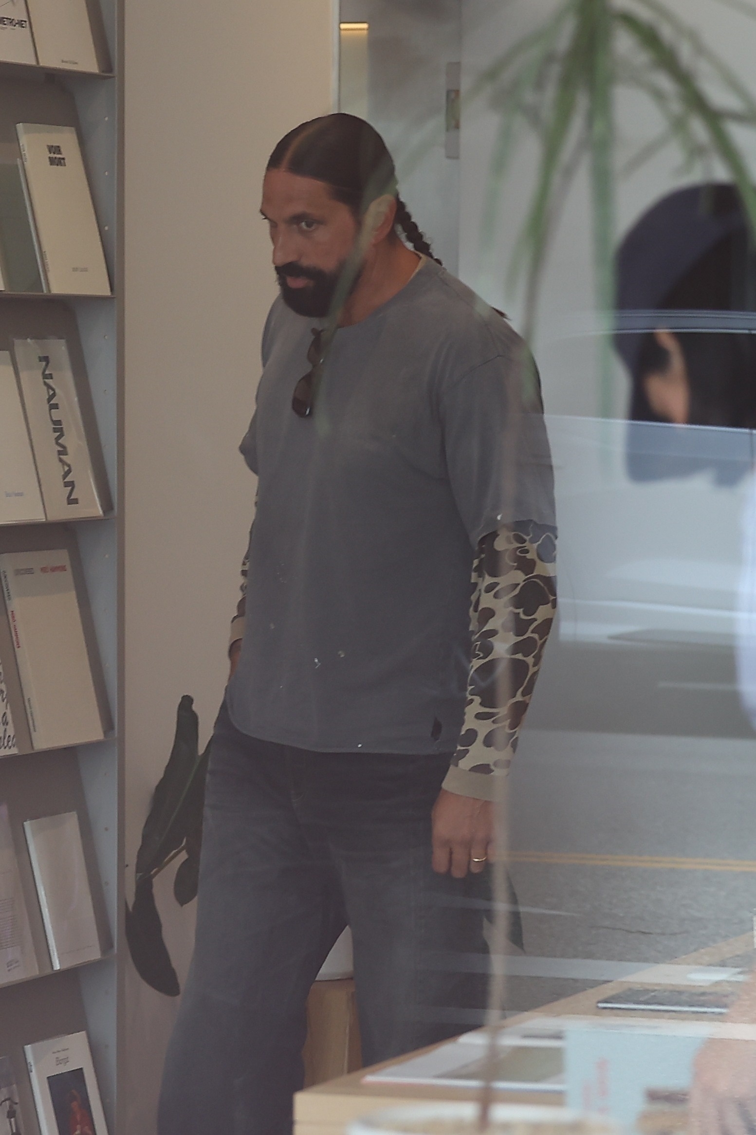 Access_Kardashian_7.jpg