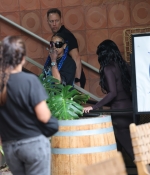 Access_Kardashian_33.jpg