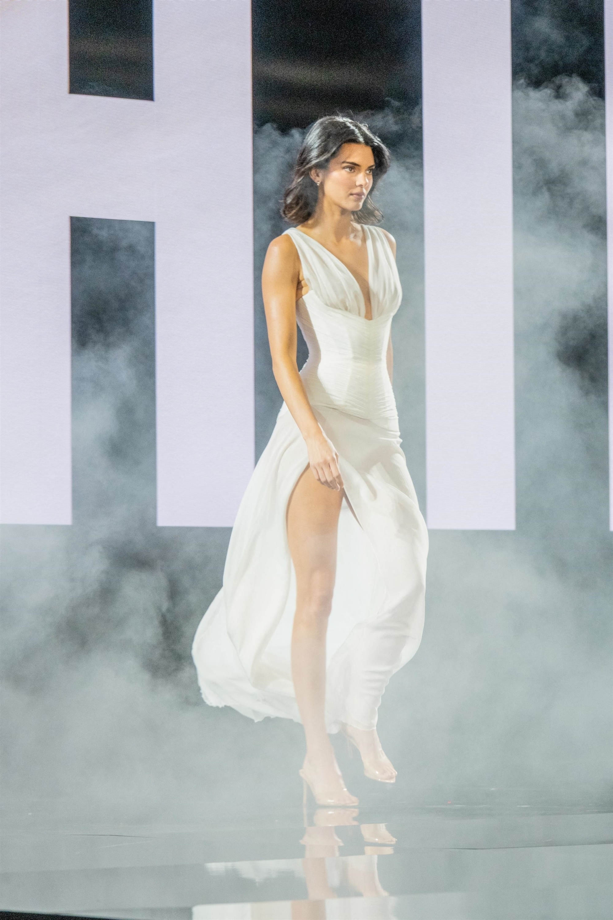 Access_Kardashian_105~0.jpg