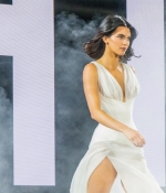 Access_Kardashian_108~0.jpg