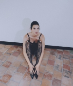 Access_Kardashian_1~0.jpg