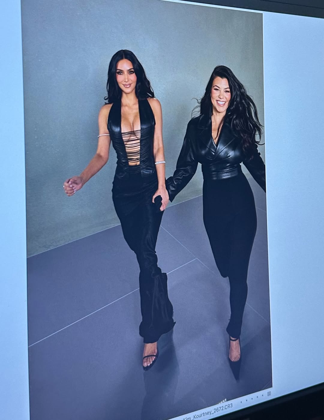 Access_Kardashian_2~0.jpg