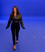 Access_Kardashian_3~0.jpg