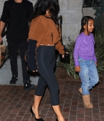 Access_Kardashian_16.jpg