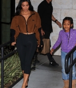 Access_Kardashian_4.jpg