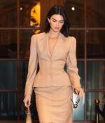 Access_Kardashian_3.jpg