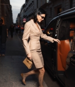Access_Kardashian_5.jpg