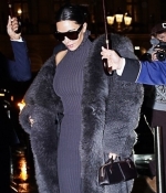 Filename=Access_Kardashian_23.jpg
Filesize=185KiB
Dimensions=443x664
Date added=04.10.25 Access_Kardashian_23.jpg
