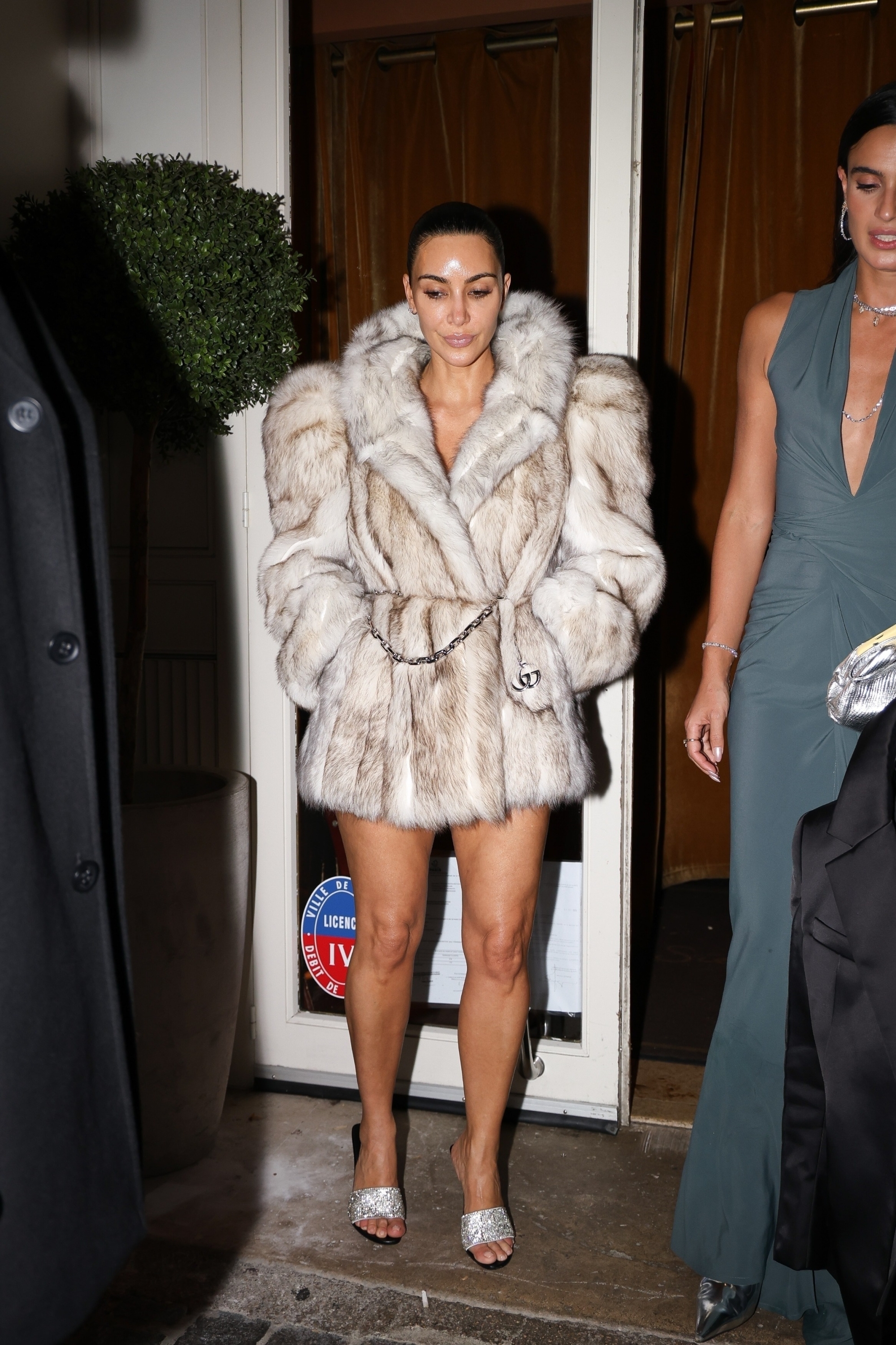 Access_Kardashian_12.jpg