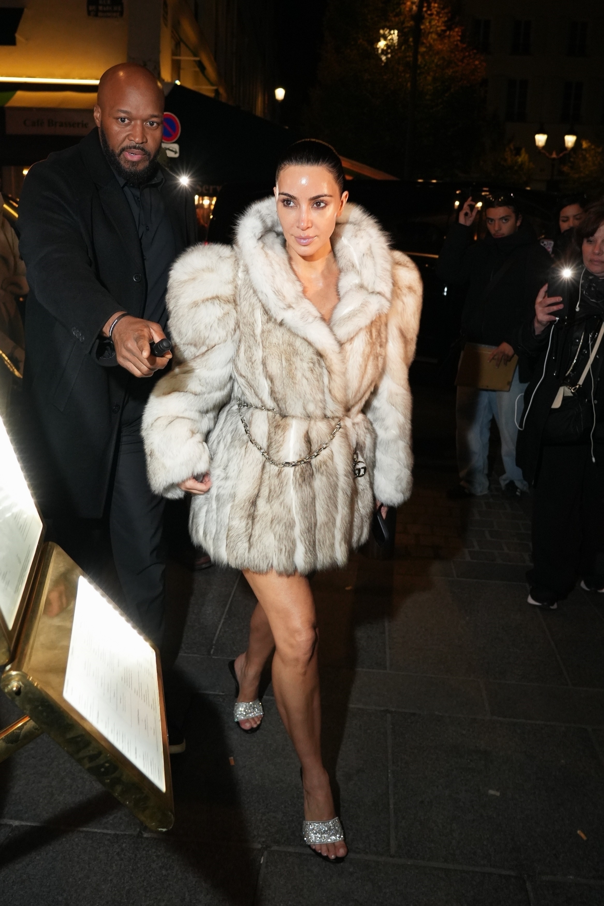 Access_Kardashian_8.jpg
