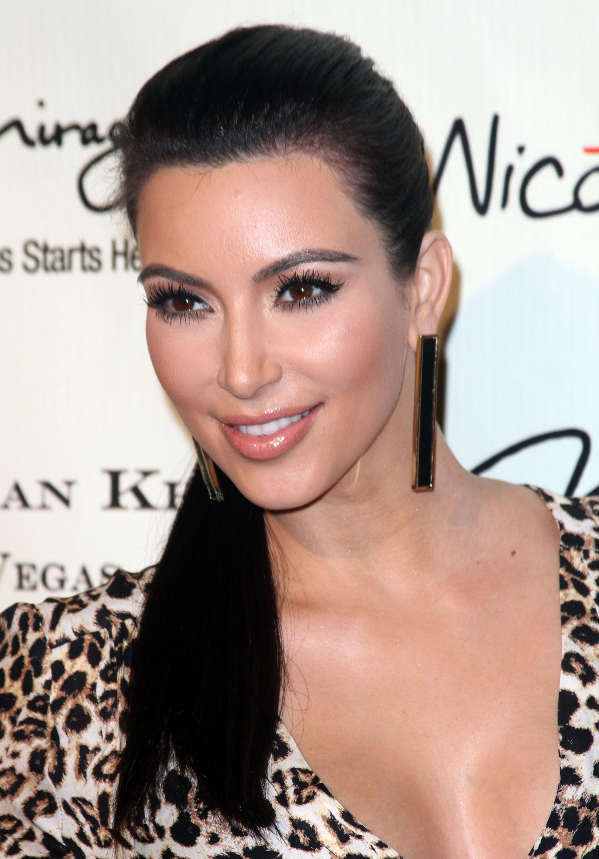 Access_Kardashian_50.jpg