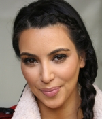 Access_Kardashian_14.jpg