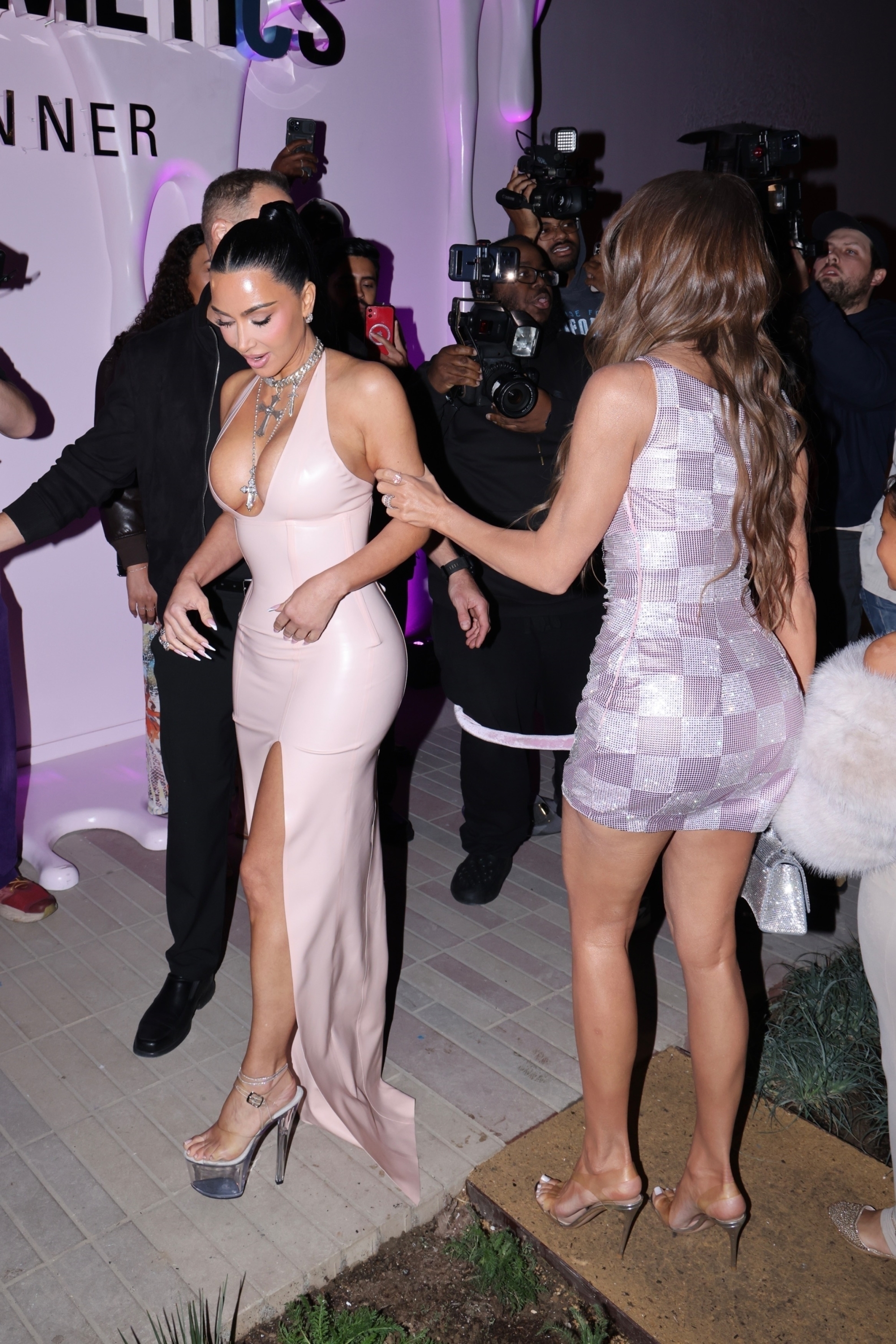 Access_Kardashian_127.jpg