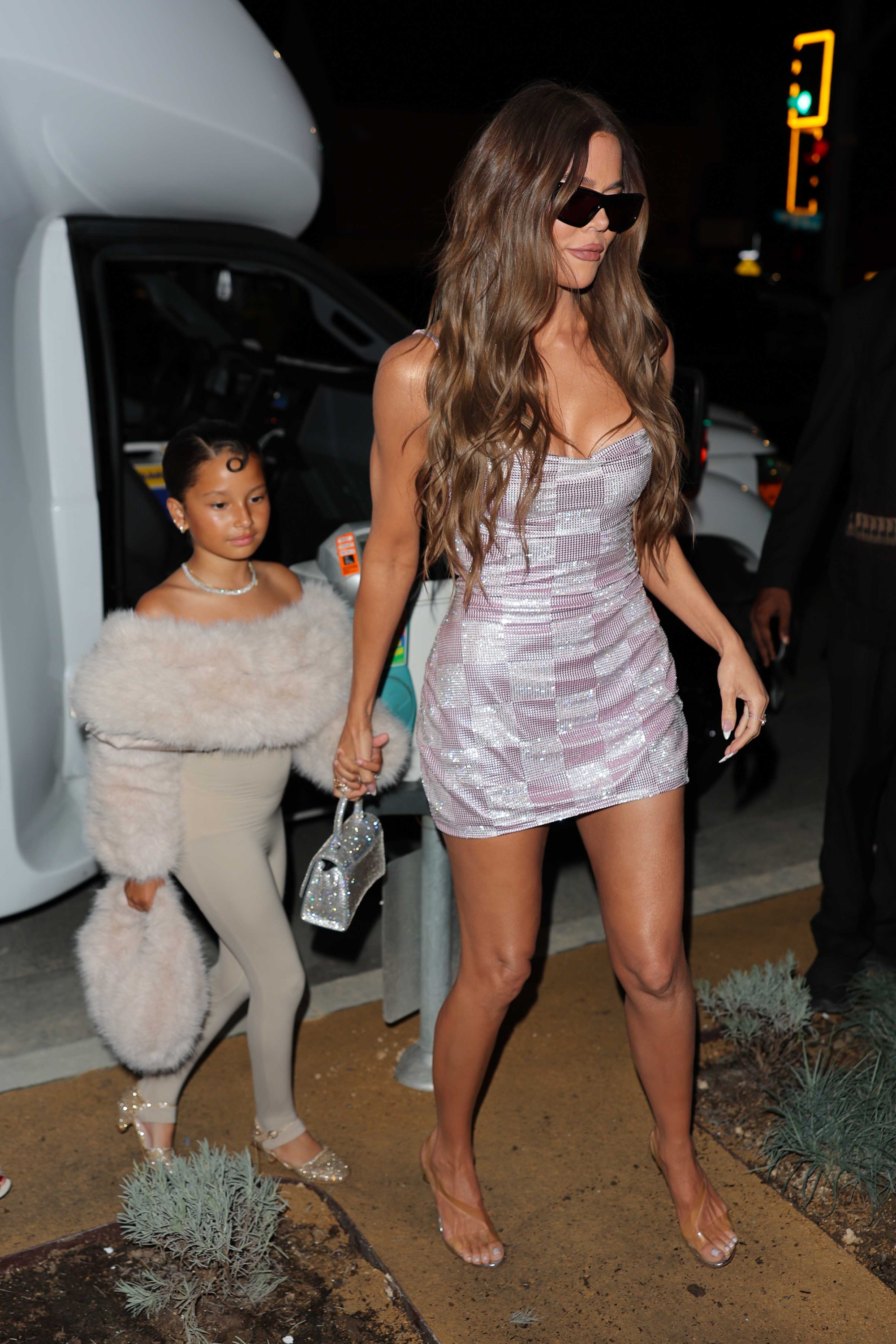 Access_Kardashian_73~0.jpg