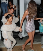 Access_Kardashian_66~0.jpg