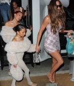 Access_Kardashian_67~0.jpg