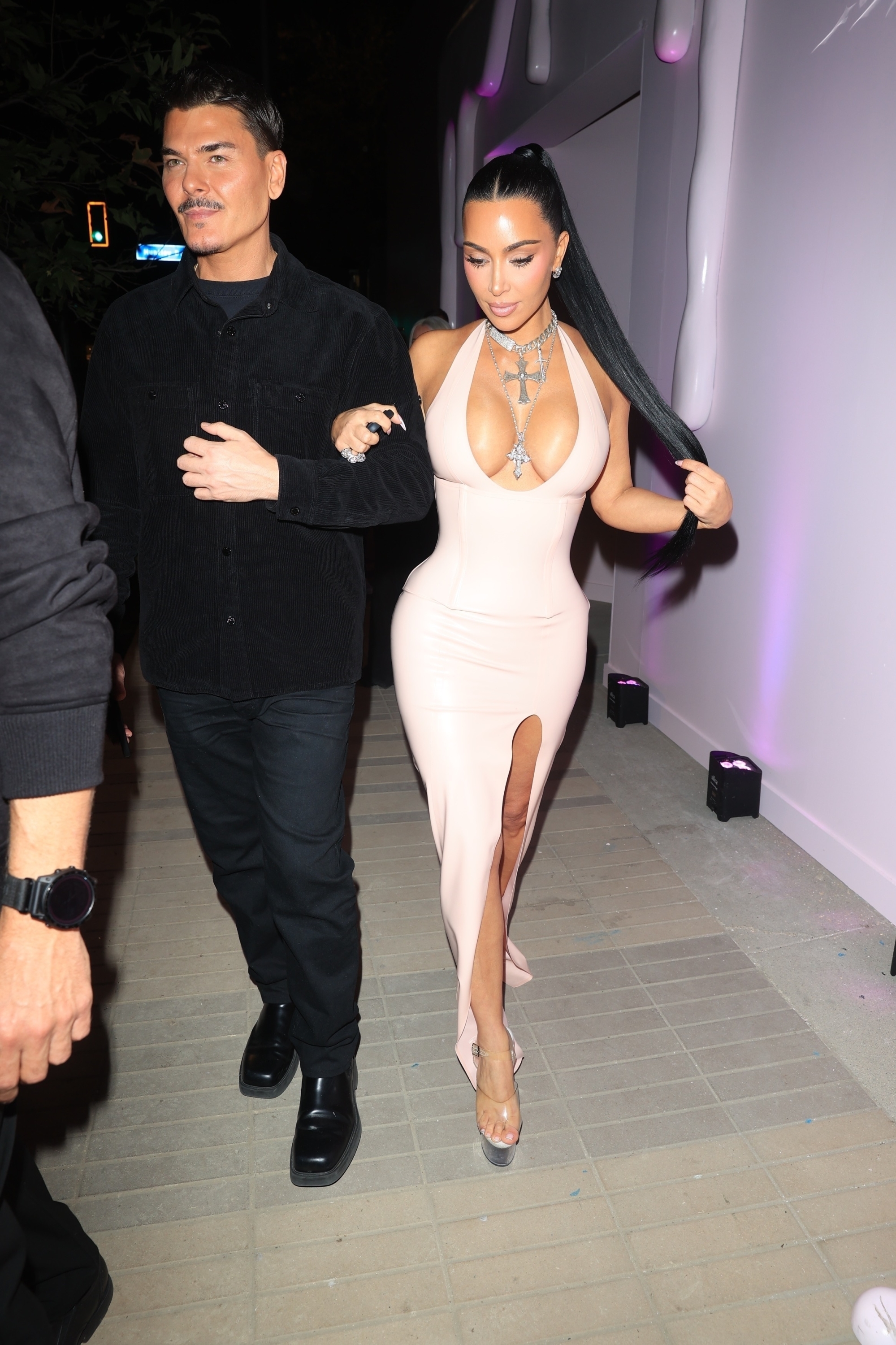 Access_Kardashian_12.jpg