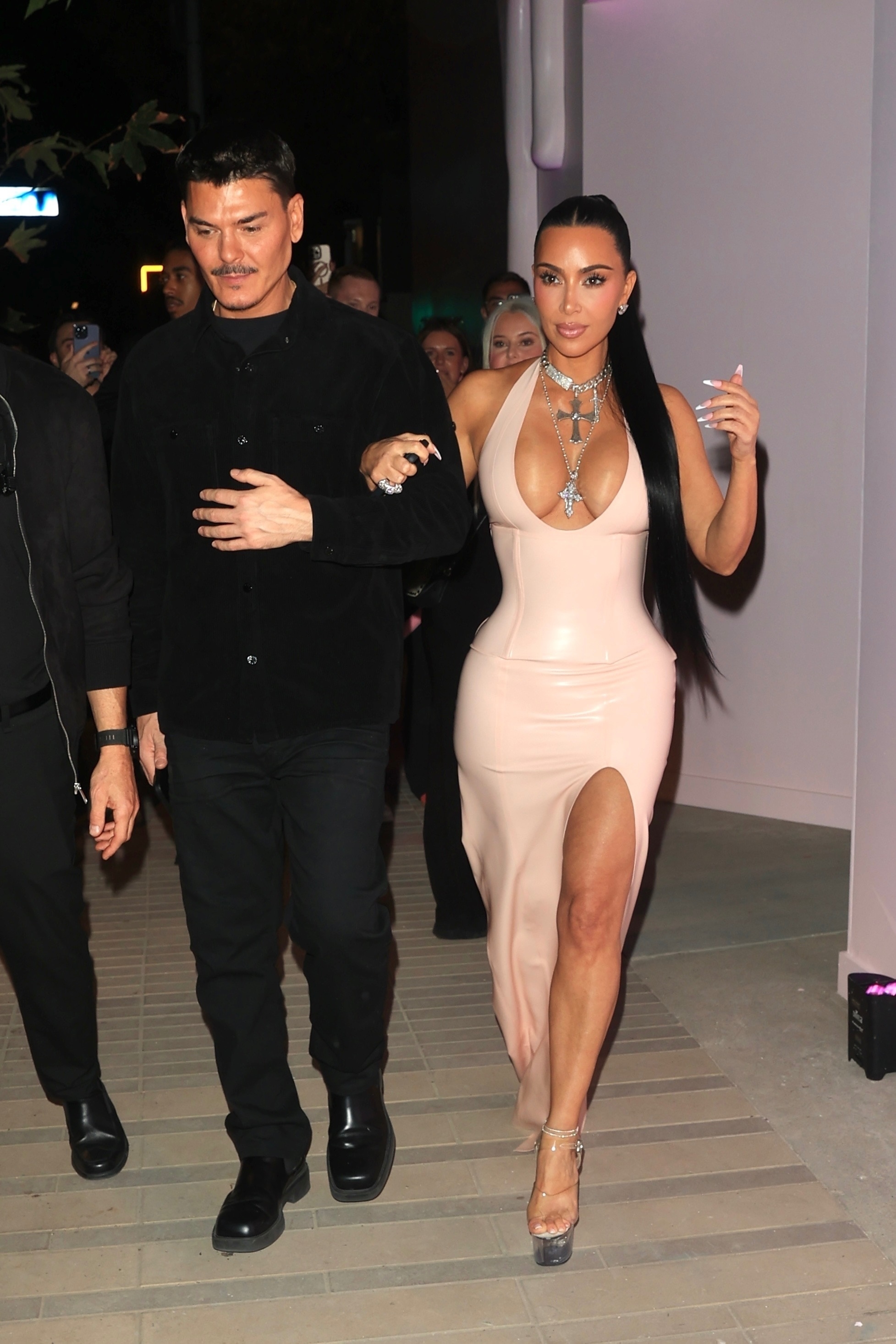 Access_Kardashian_7.jpg