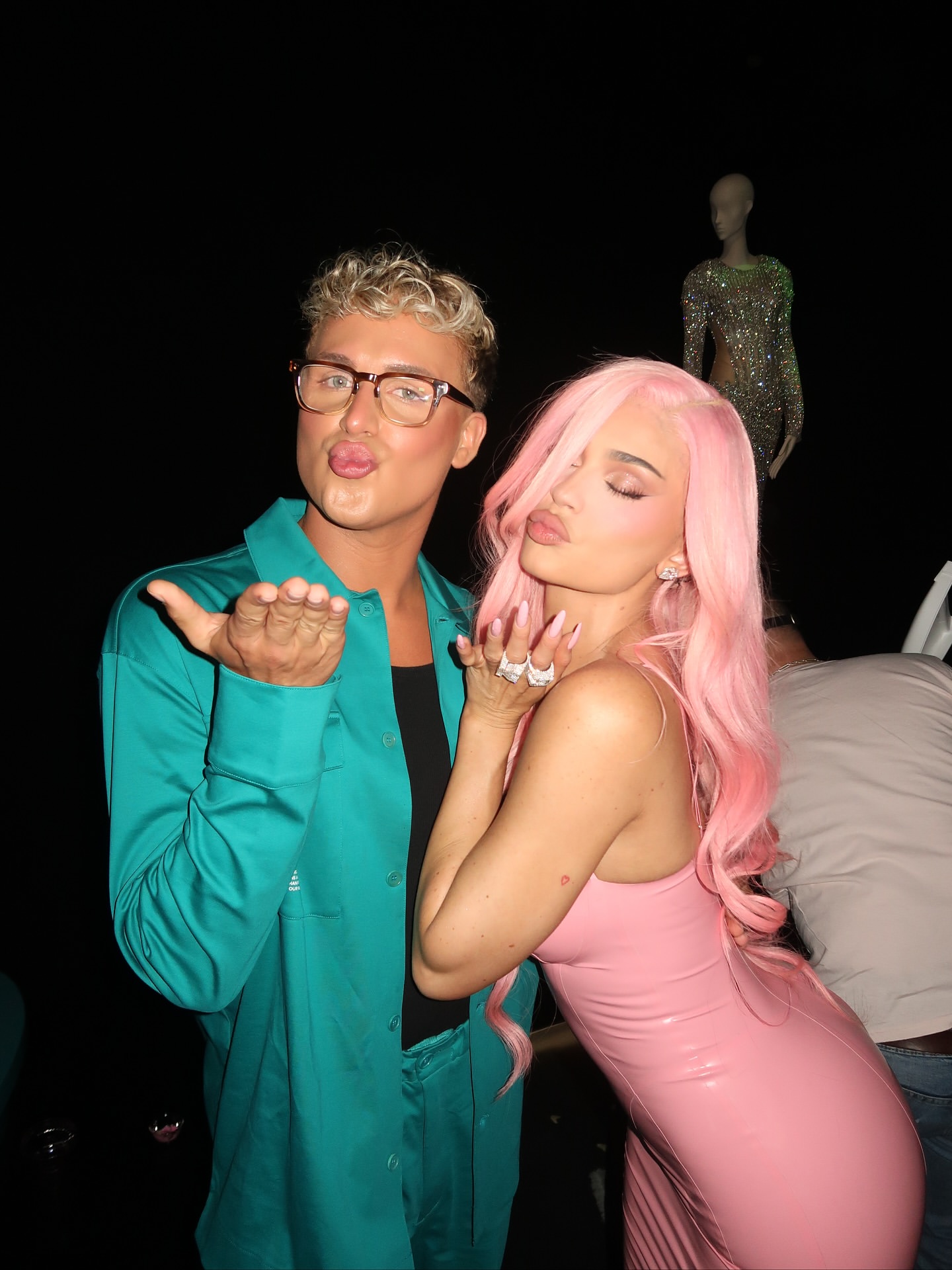 Access_Kardashian_12.jpg
