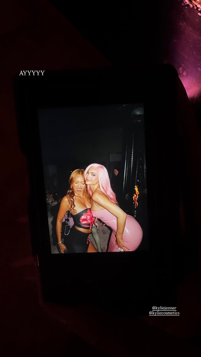 Access_Kardashian_14.jpg