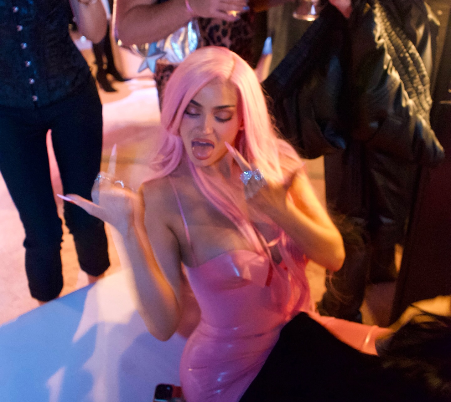 Access_Kardashian_17.jpg