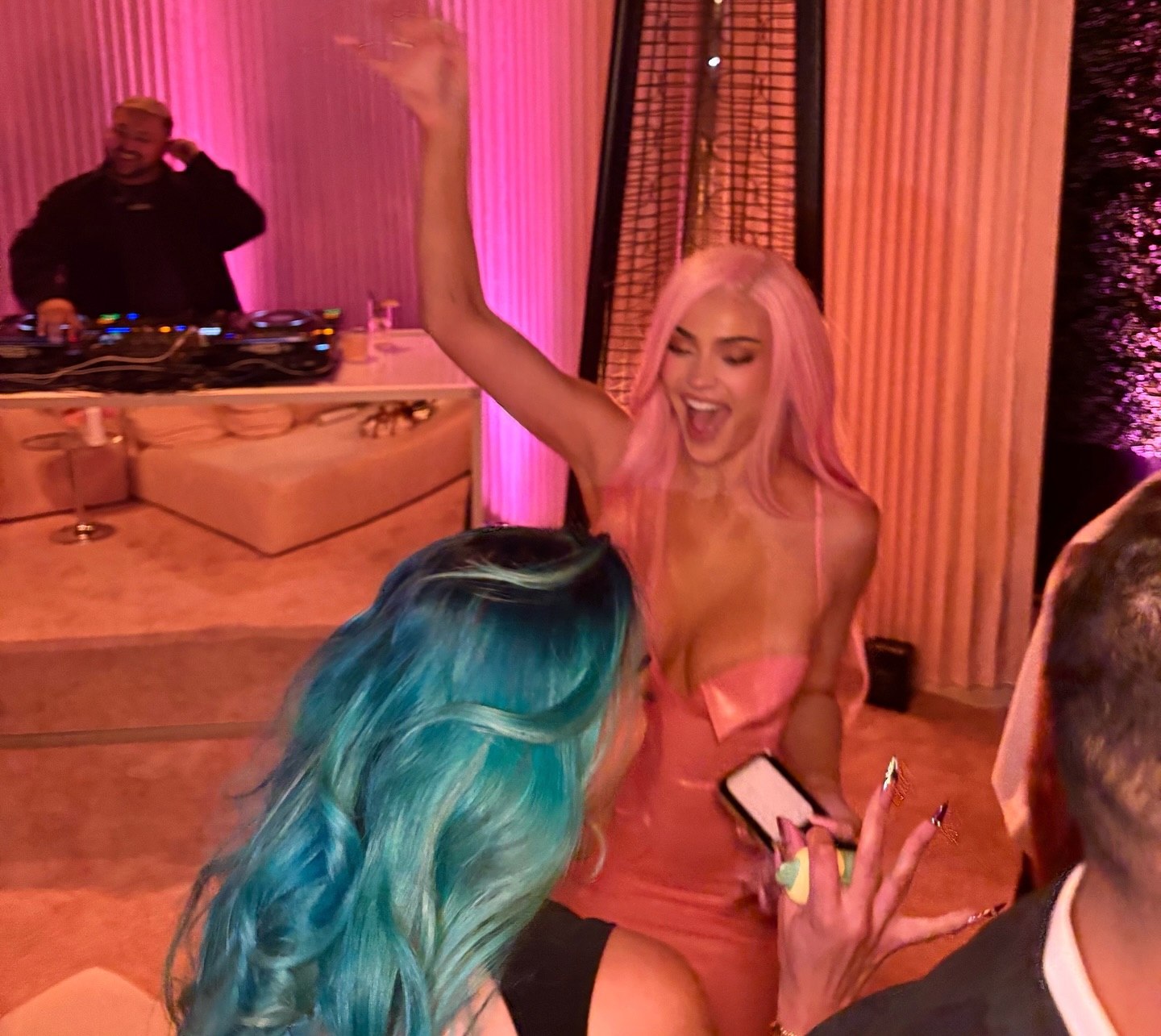 Access_Kardashian_19.jpg