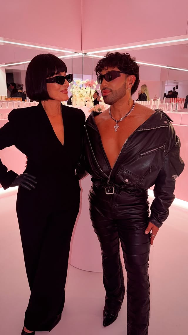 Access_Kardashian_50~1.jpg