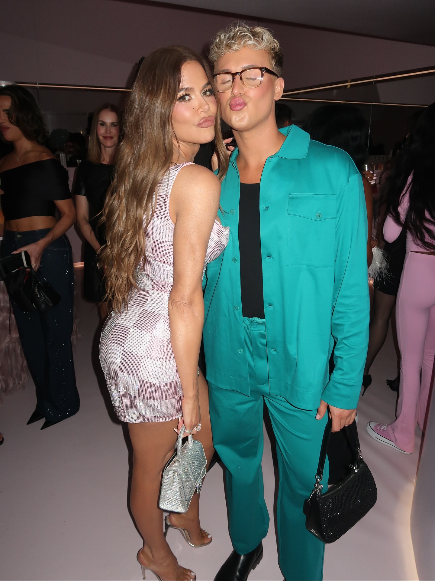 Access_Kardashian_31.jpg