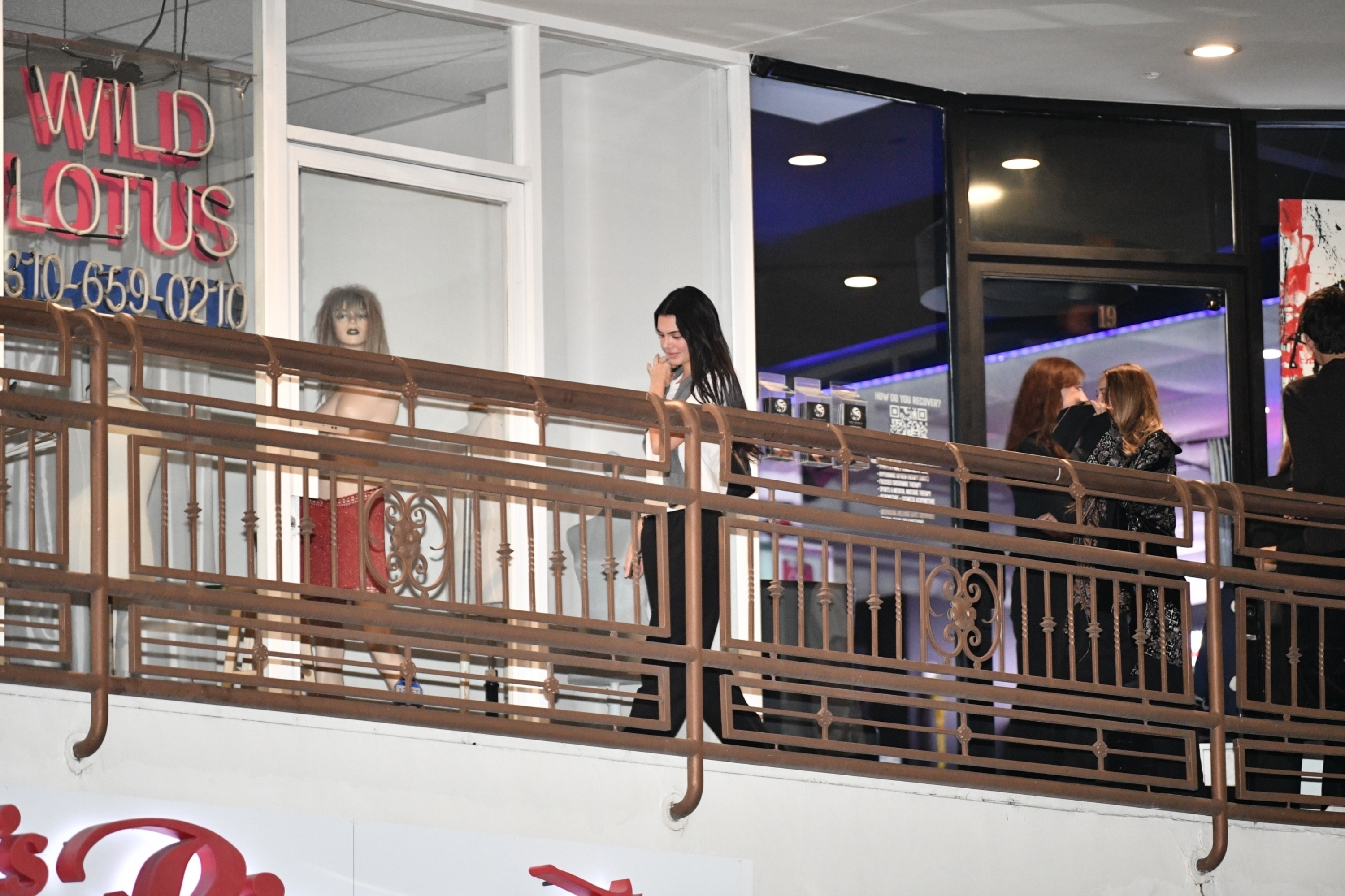 Access_Kardashian_5.jpg