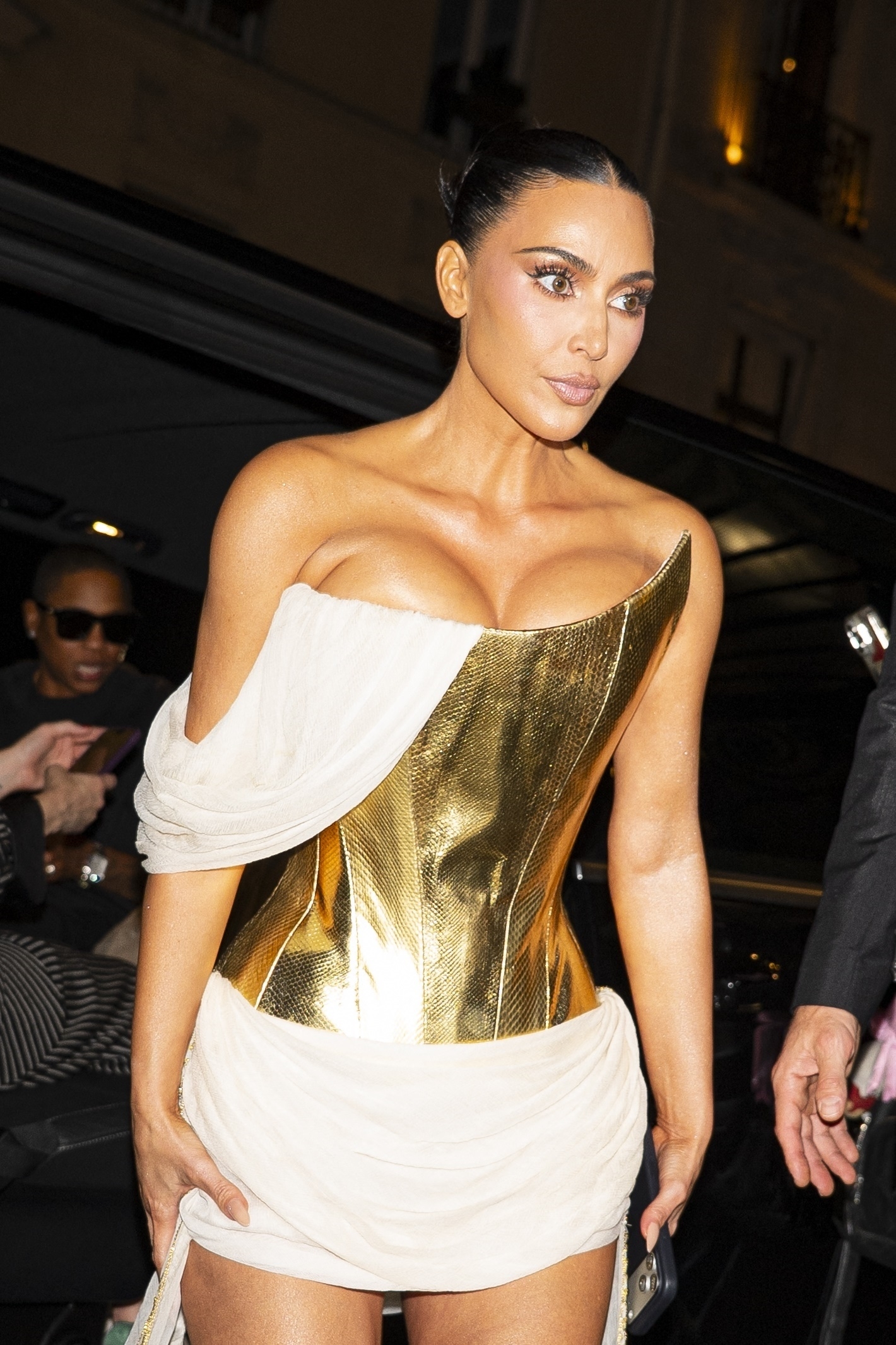 Access_Kardashian_1.jpg