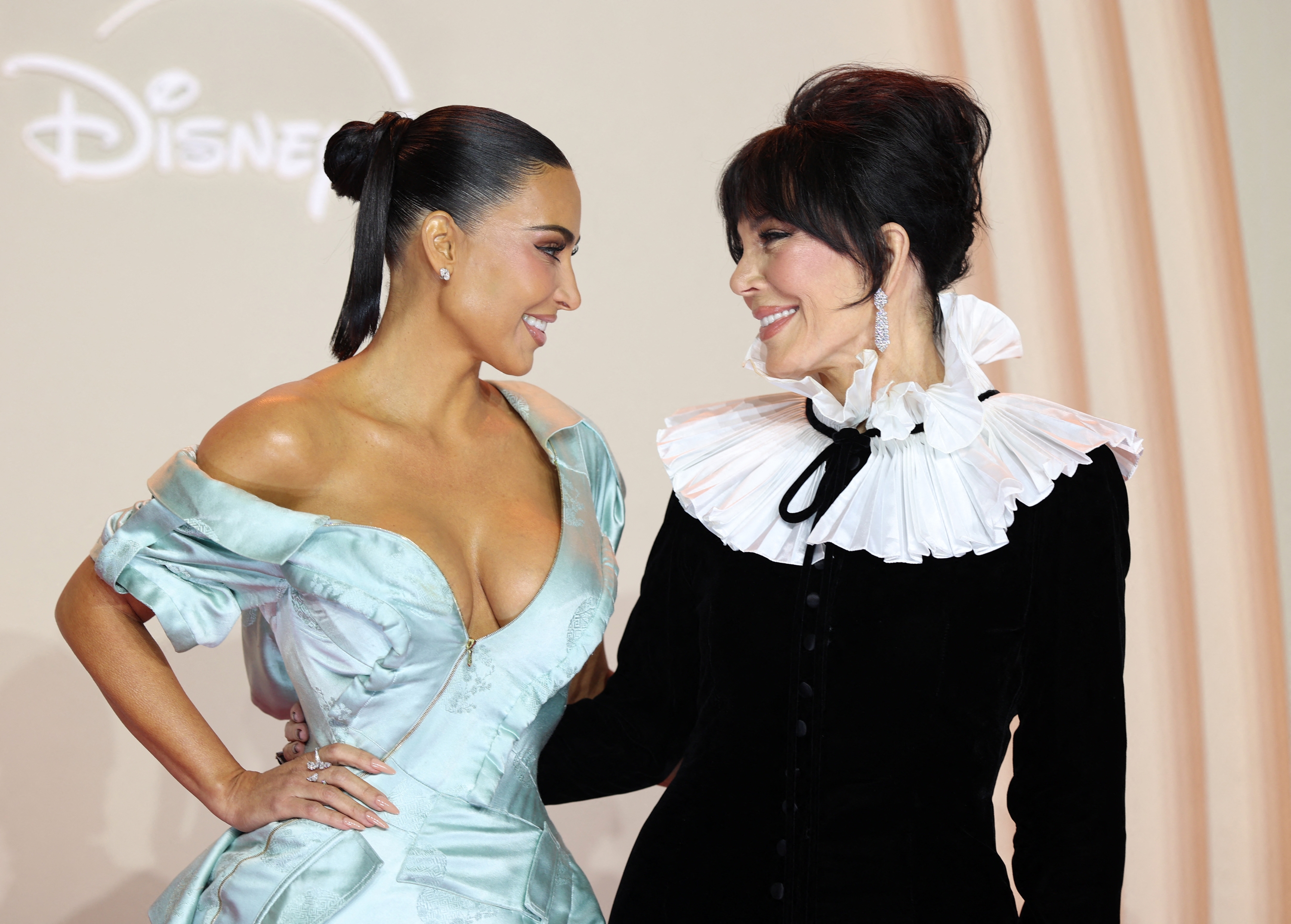 Access_Kardashian_6.jpg