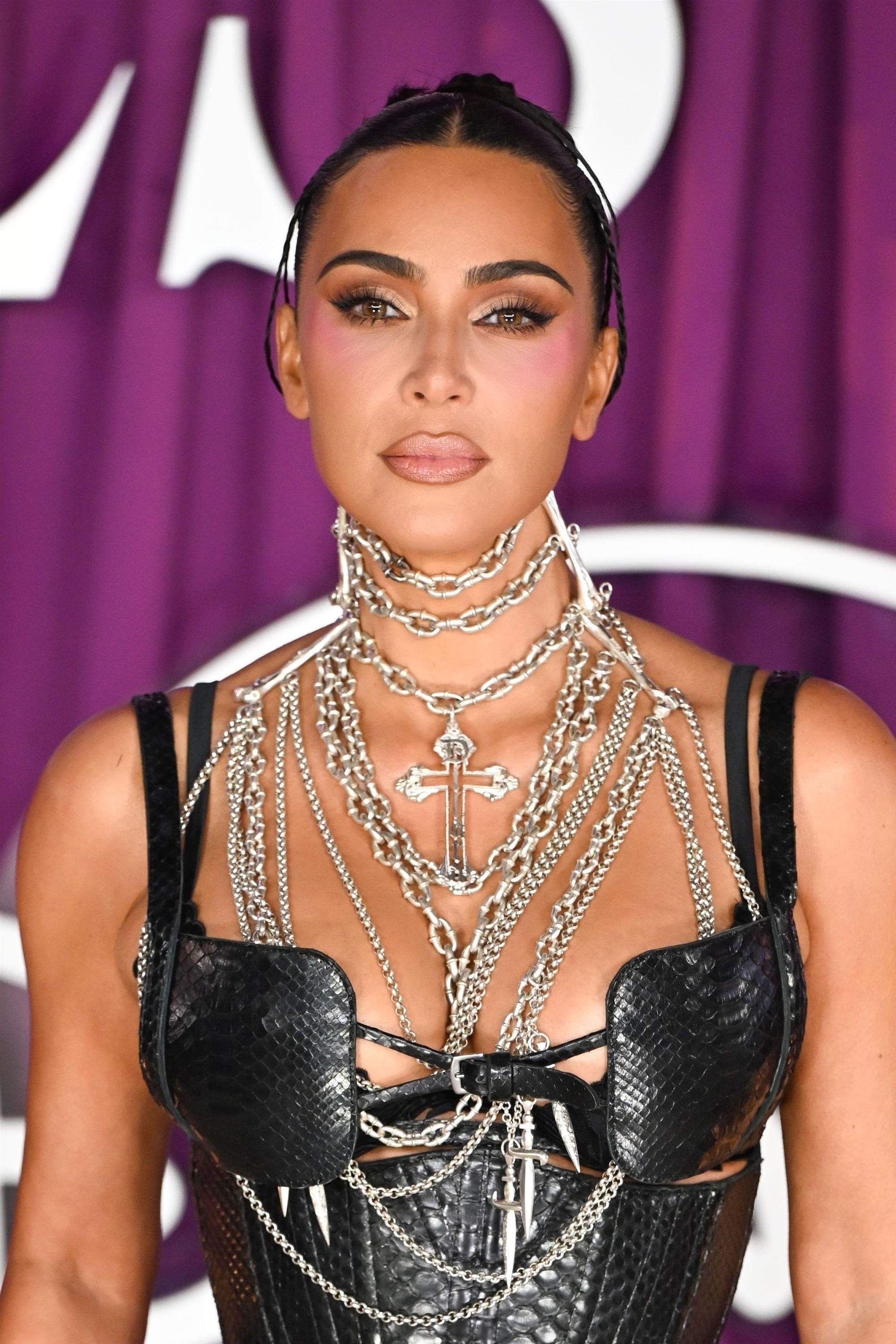 Access_Kardashian_120.jpg