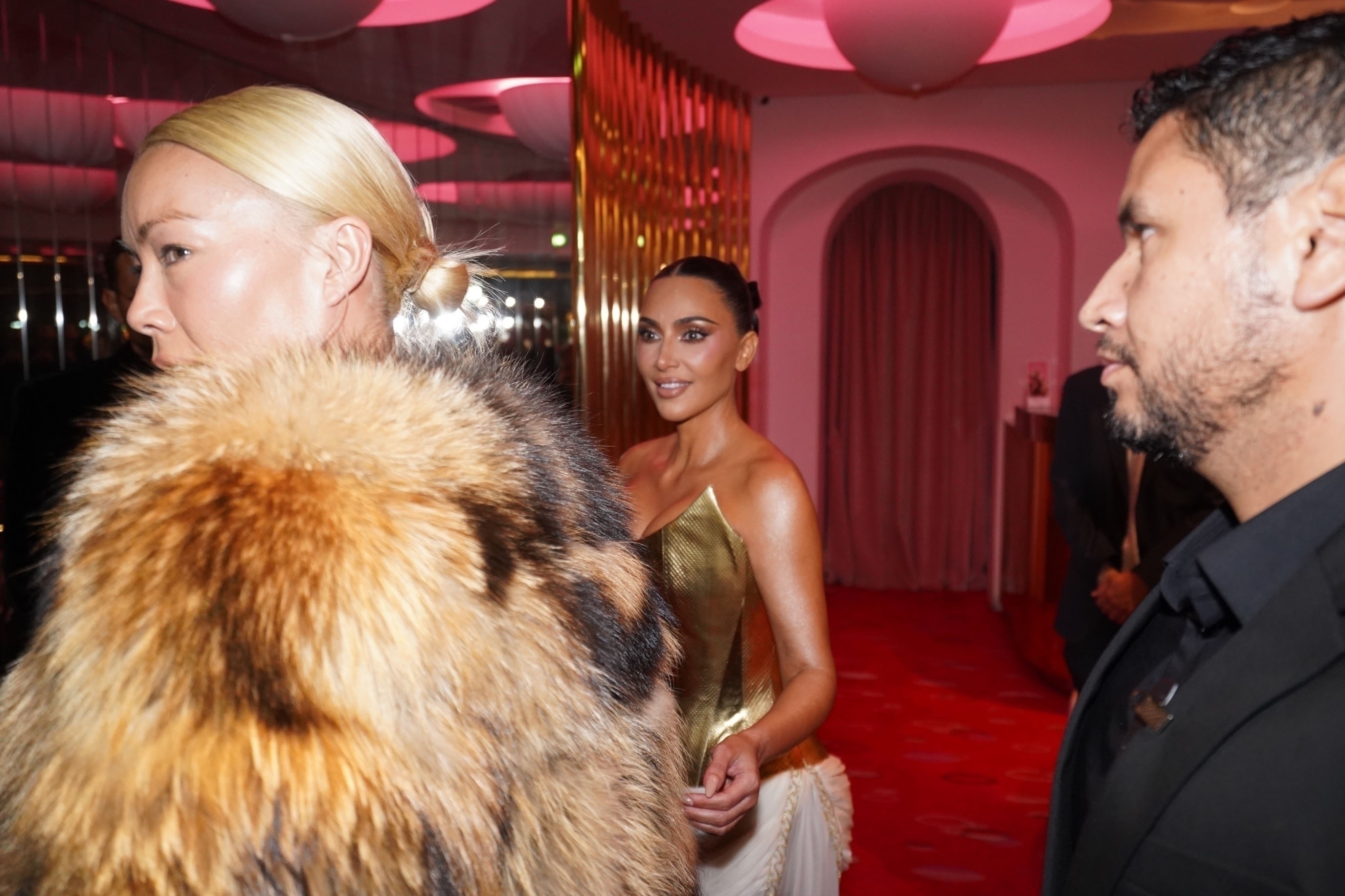 Access_Kardashian_93.jpg