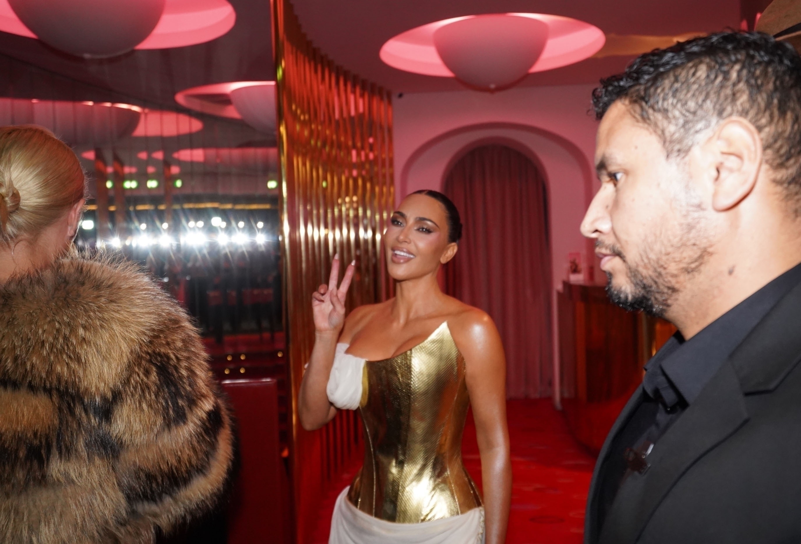 Access_Kardashian_95.jpg