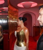 Access_Kardashian_96.jpg