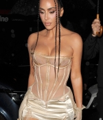 Access_Kardashian_6.jpg