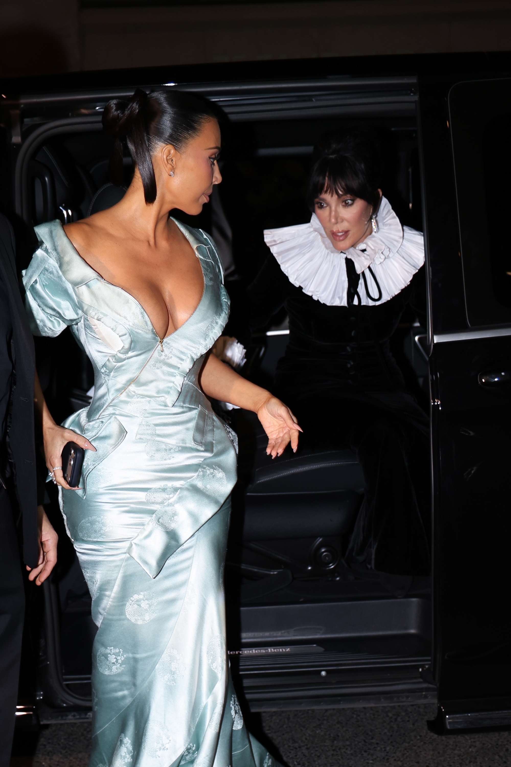 Access_Kardashian_5.jpg